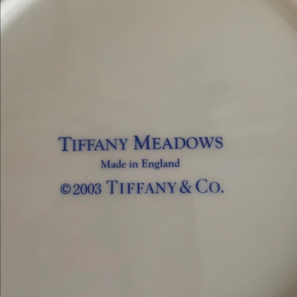 Tiffany & Co. Blue and Green Botanical Easter kids Plate 2003 meadows